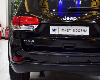 صورة مصغرة 8 لـ 2018 JEEP GRAND CHEROKEE