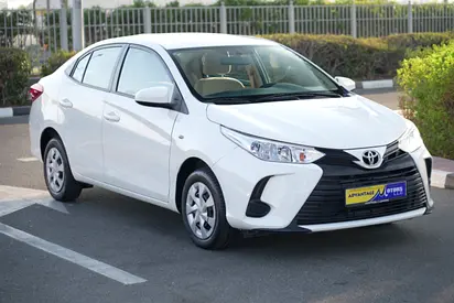 TOYOTA YARIS MODEL 2022 WHITE 78,000 KM
