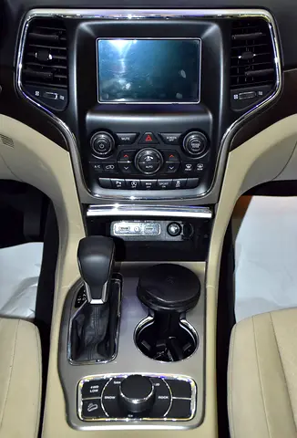 صورة مصغرة 15 لـ 2018 JEEP GRAND CHEROKEE