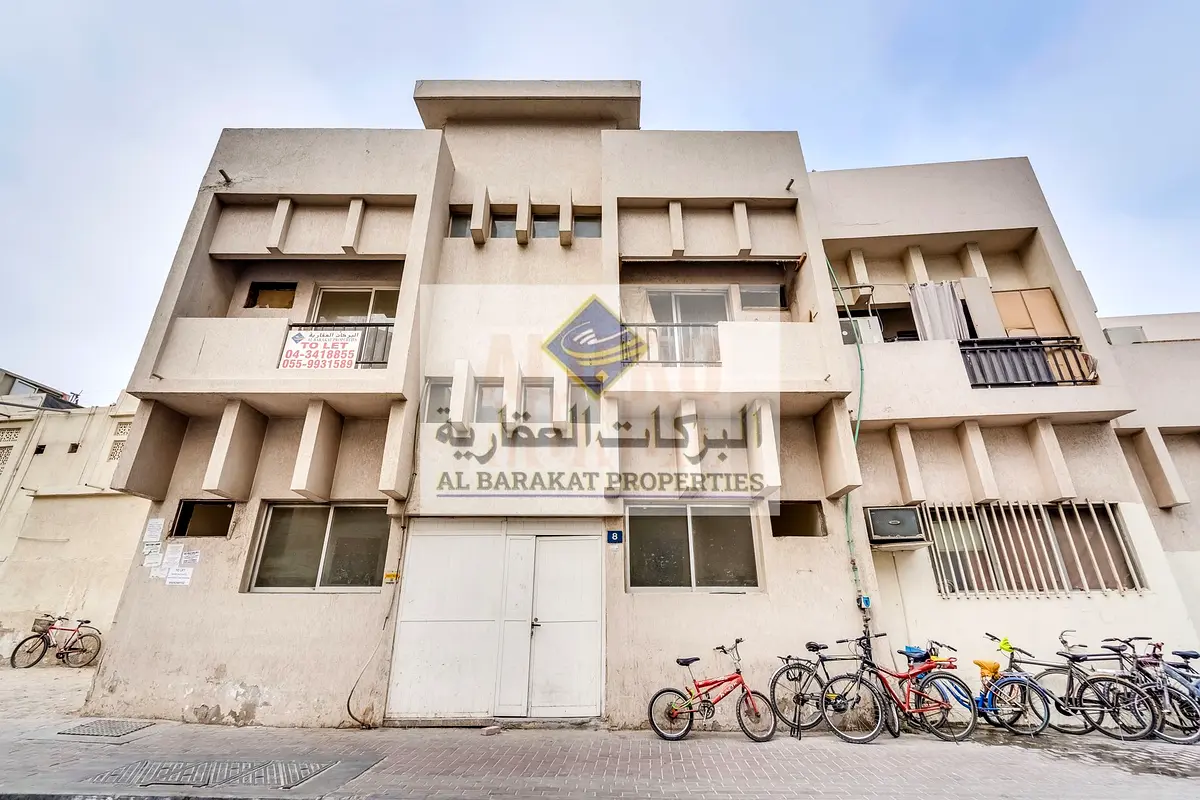 Residential Building Vacant Ready to Move full building with One