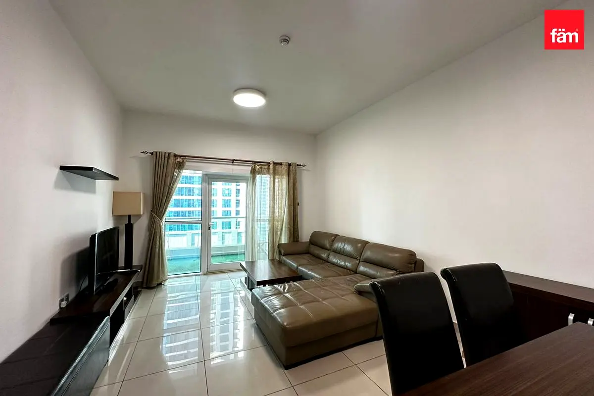 Apartment High Floor Sea View Spacious Fully Furnished