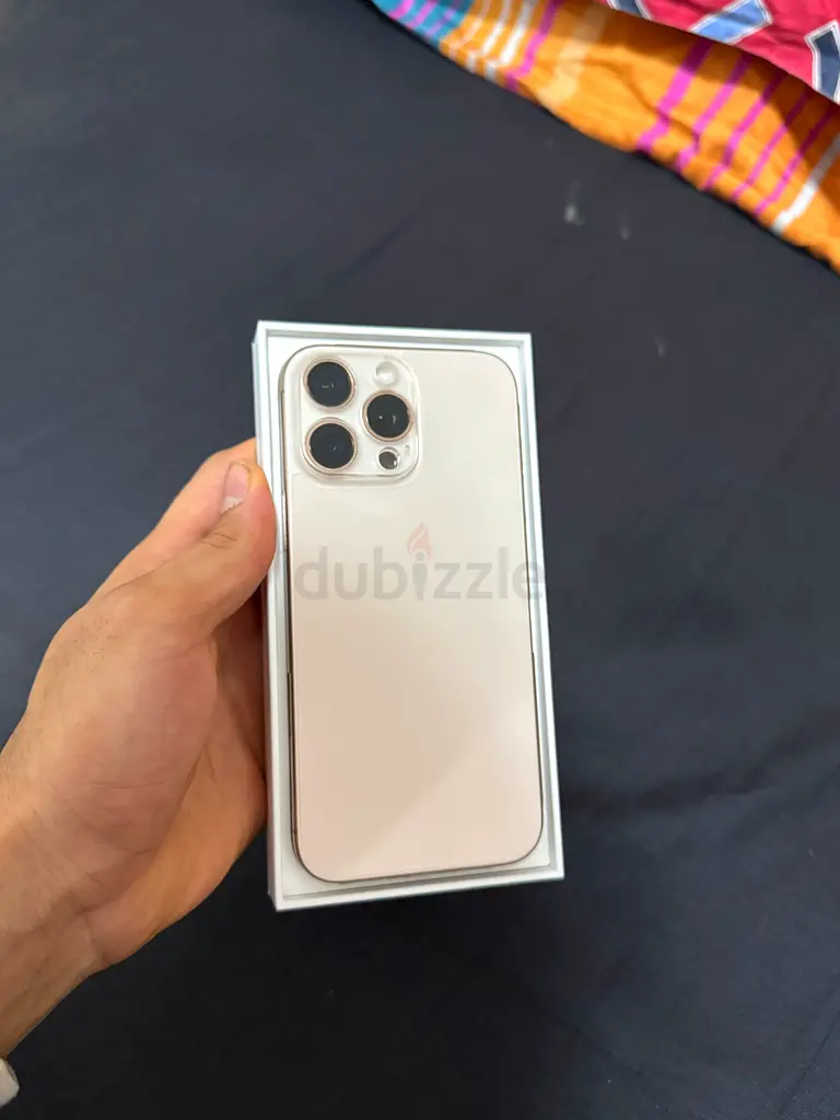 Iphone 16 pro max TDRA Desert Titanium