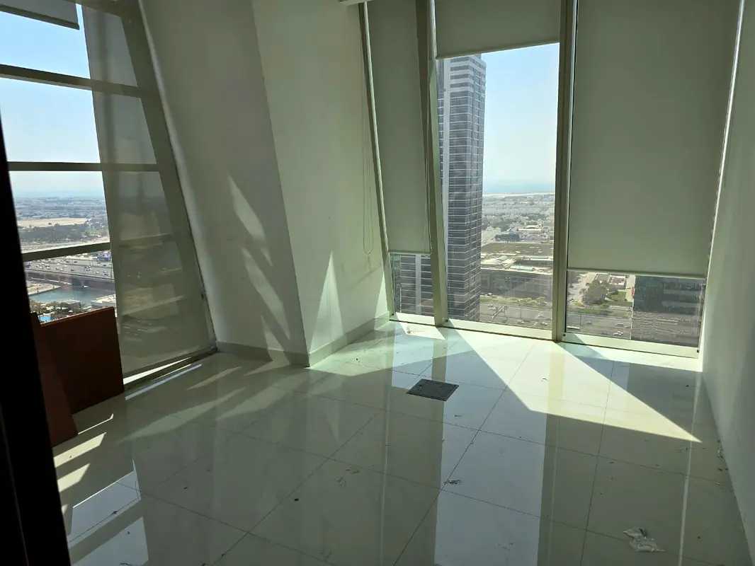 Office Glass Partition High Floor Vacant Fully fitted