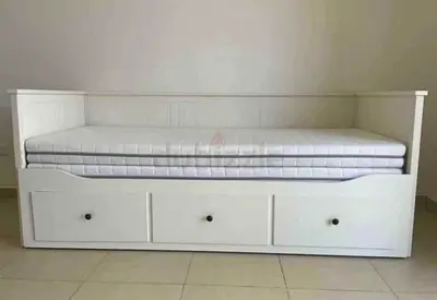 Ikea hemnes day bed with mattress