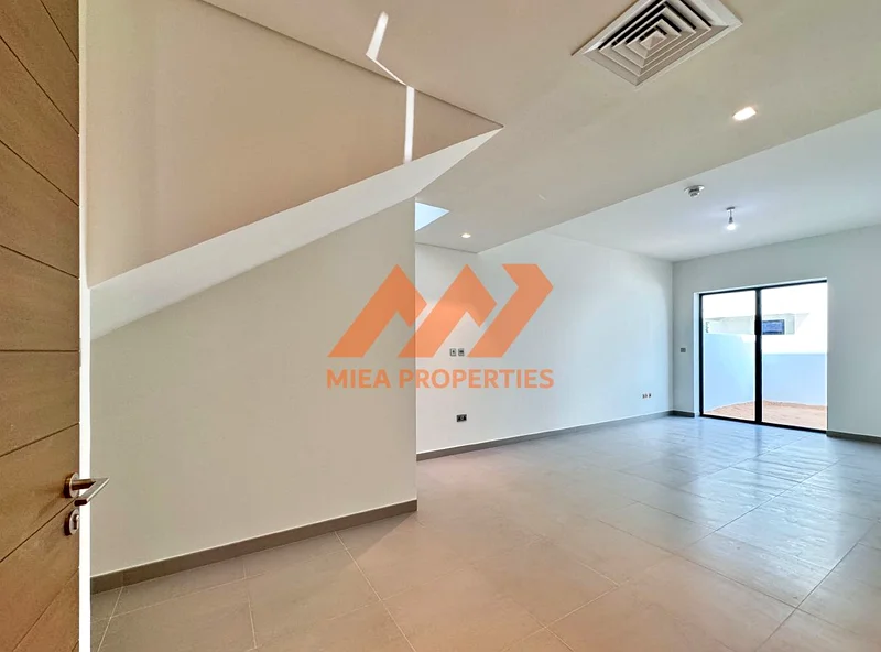 Townhouse Double Row Vacant Book Now Abu Dhabi