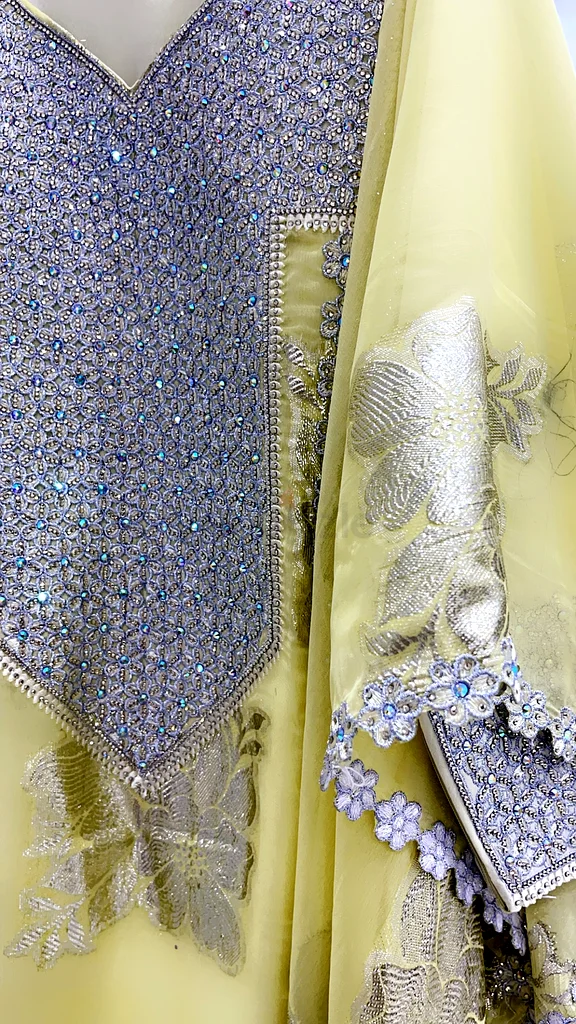 Traditional Emirati Dress for girl63172675228802112