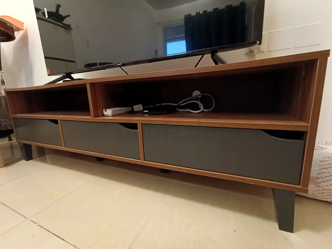 TV Console