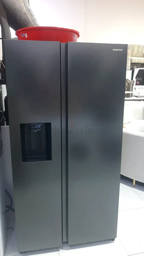Samsung black refrigerator with ice maker new model