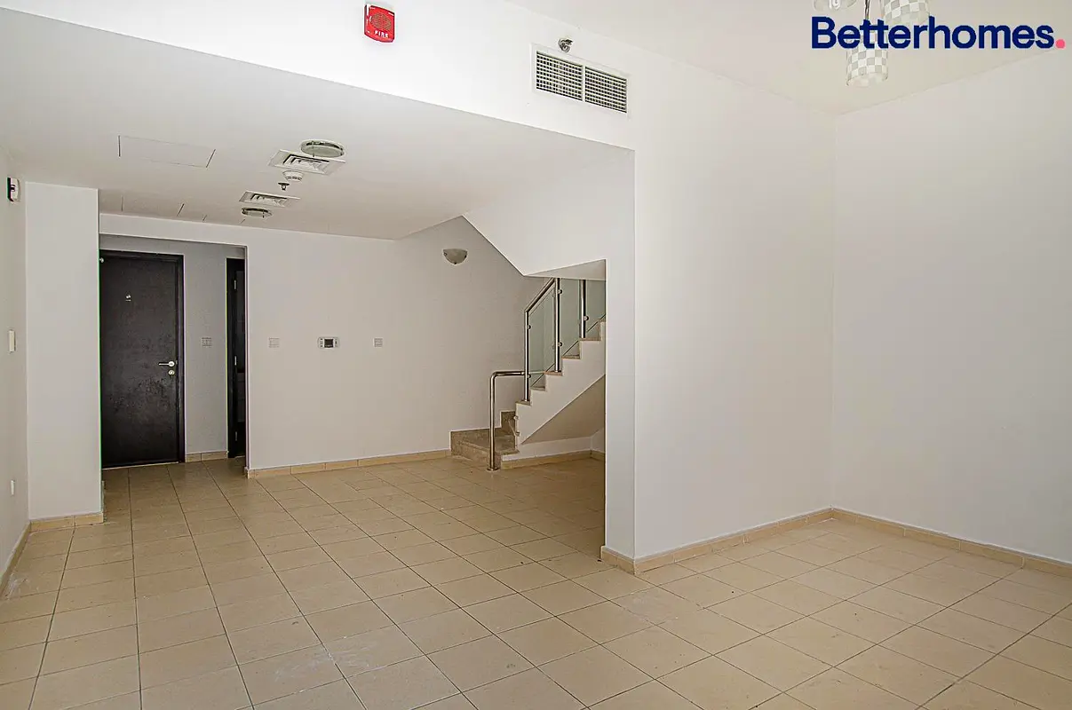 Townhouse Charming 4Bedroom Townhouse for Sale in Autumn Cluster