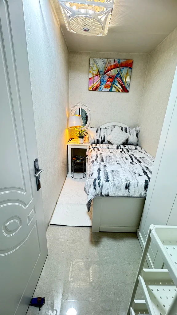 Apartment Partition room for European and Philippines lady in Barsha1