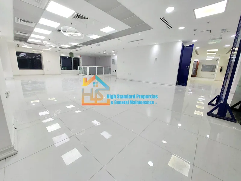 Commercial Floor BIG LAYOUT AVAILABILE FOR COMMERCIAL PURPOSE