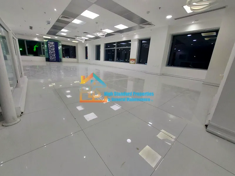 Commercial Floor BIG LAYOUT AVAILABILE FOR COMMERCIAL PURPOSE