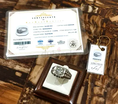 Moissonite Stone with certificate - خاتم بحجر موزنايت مع الشهادة