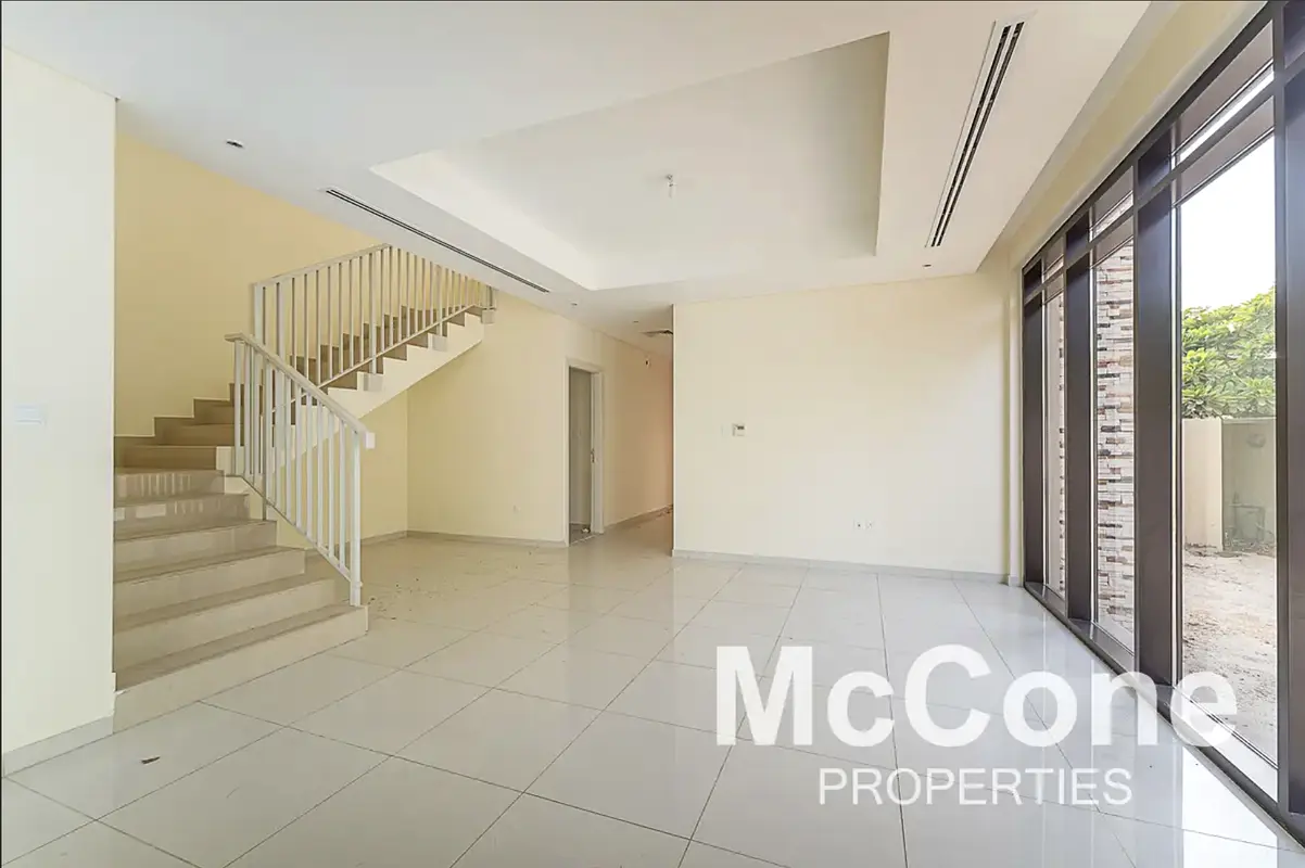 Townhouse Single Row Fully Landscaped Roof Top Terrace