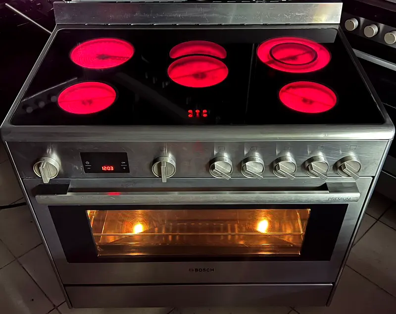 Bosch electric cooker digital clock oven fan 60/90cm