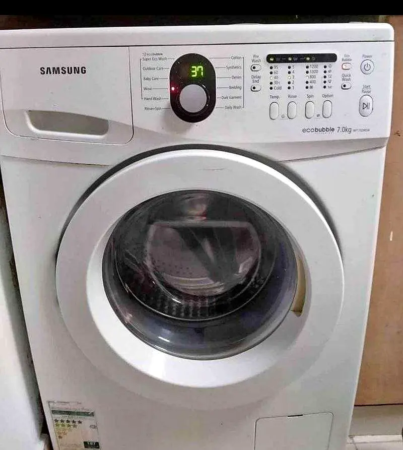 Samsung brand new model urgent selling 7 kg washing machine