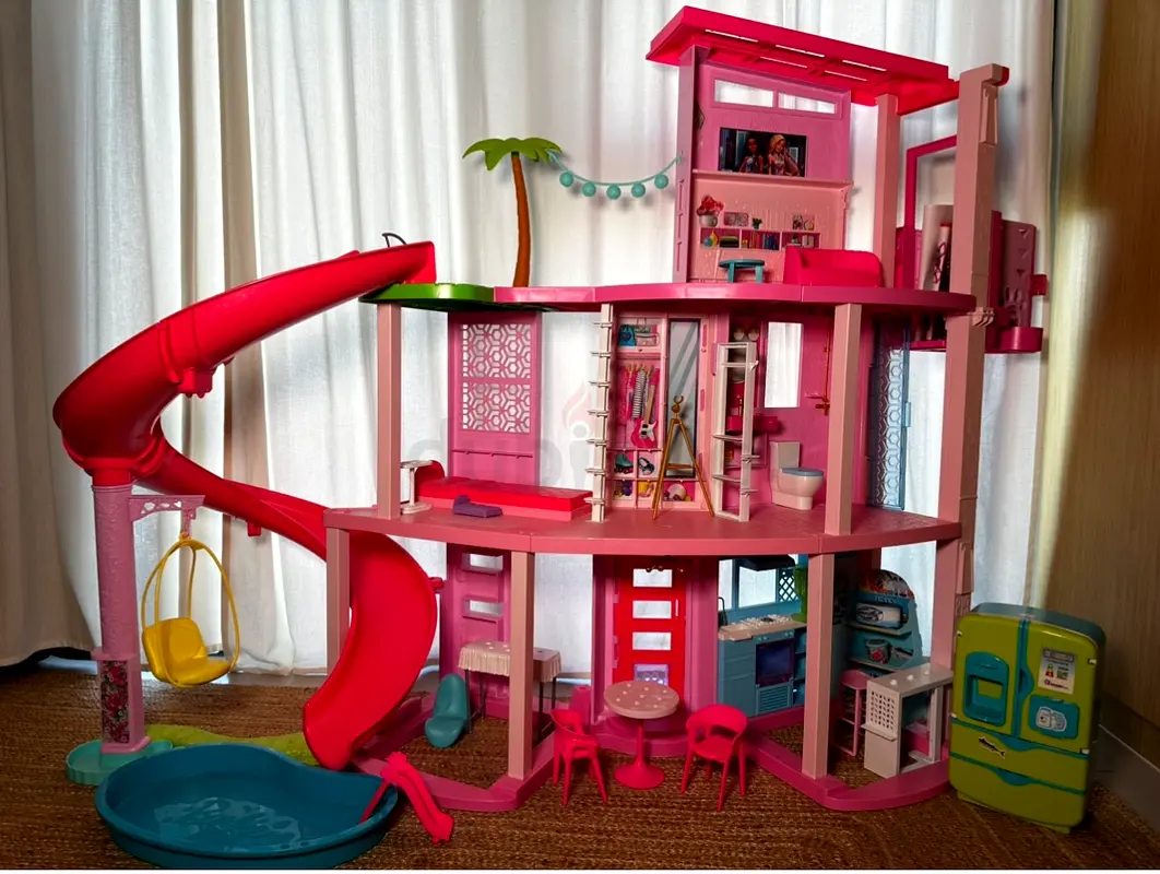 Barbie Dreamhouse, Pool Party Doll House 75 Pieces 3Story Slide, Pet