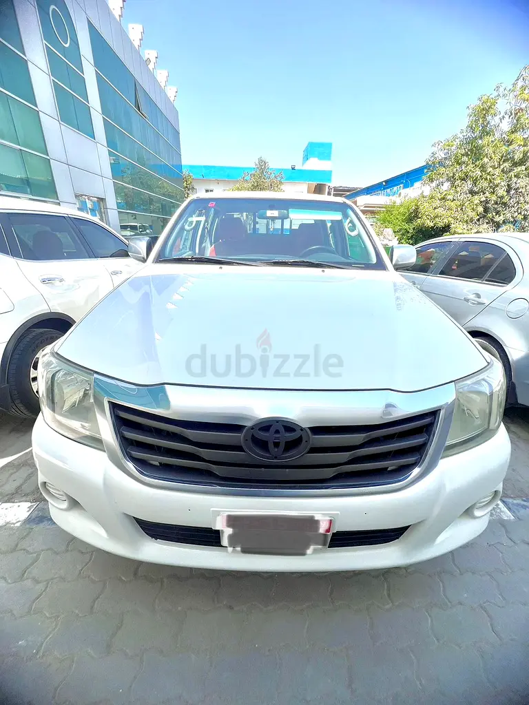 Toyota Hilux pickup, model 2015, GCC, double cabin, Good condition