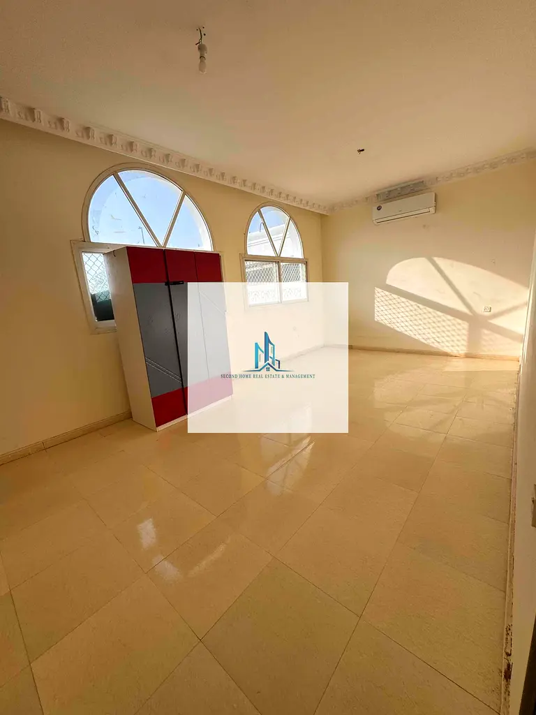 Apartment Well Maintained Monthly Two Bedroom hall Available near