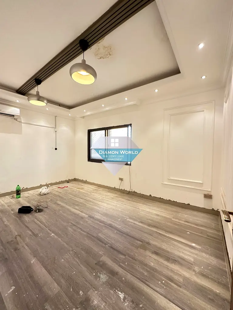 Apartment Just newly renovated 1BhK on ground floor in villa all