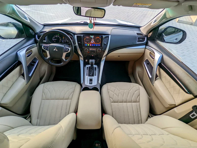 2016 MITSUBISHI MONTERO SPORT GCC ACCIDENT FREE LOW MILEAGE IN EXCELLENT CONDITION63224310706561112