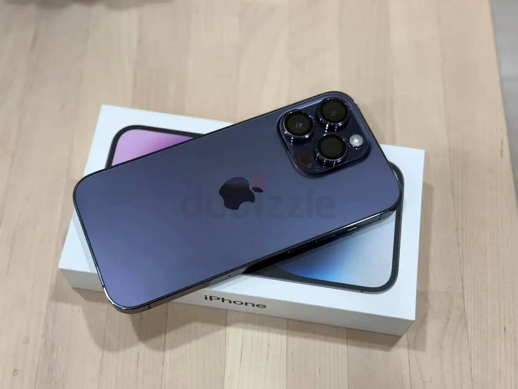 I phone 14 pro max 256gb with box same as new