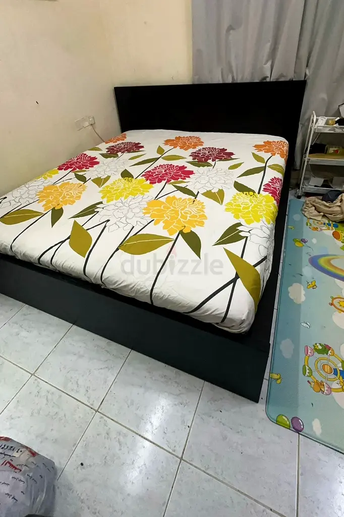 IKEA MALM King Size Bed with 4 Storage Boxes Below