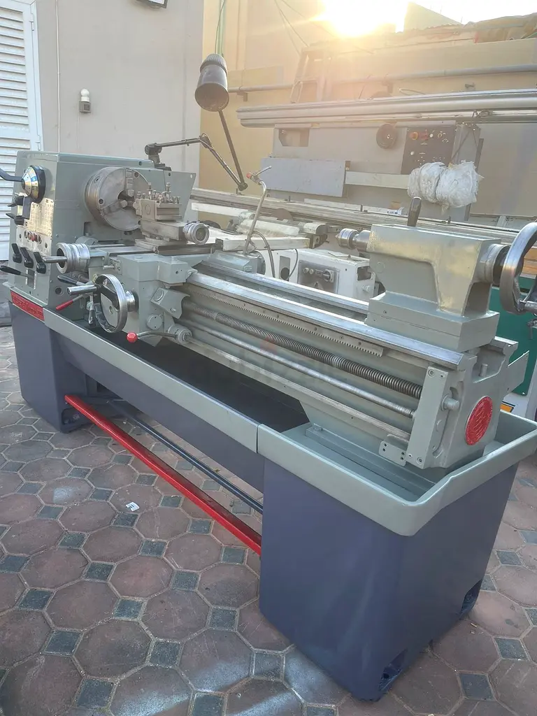 Colchester Triumph Lathe Machine (UK Imported) آلة مخرطة
