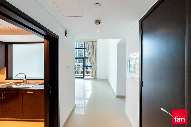 Apartment BLVD VIEW DOUBLE HEIGHT CEILING SPACIOUS Dubai