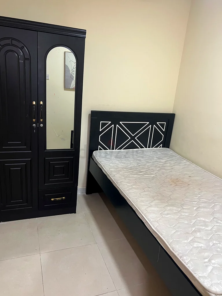 Apartment Full close partition room available, al nahda1 Dubai Near my