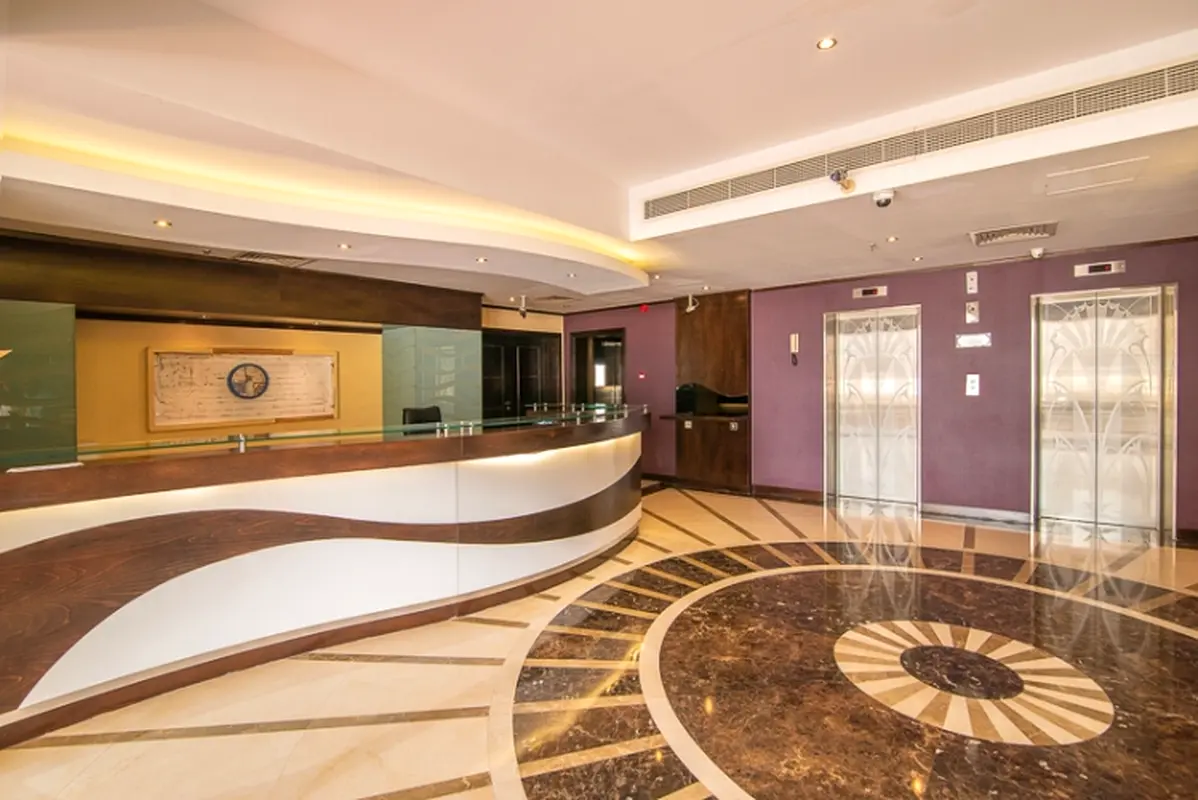 Apartment Available! 2 Bhk Furnished Apartment Emerald Building