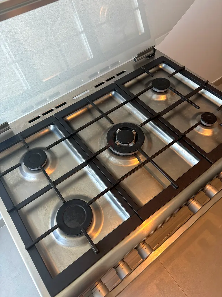 Siemens 5 burner gas cooker