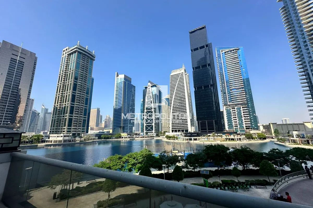 Shop Vacant Full Floor Office Lake View Near Metro Dubai