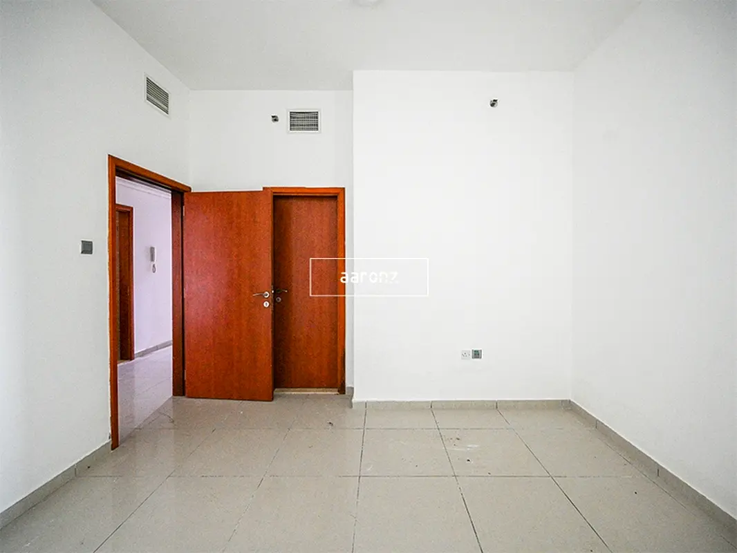 Apartment Vacant Chiller Free Unfurnished Dubai