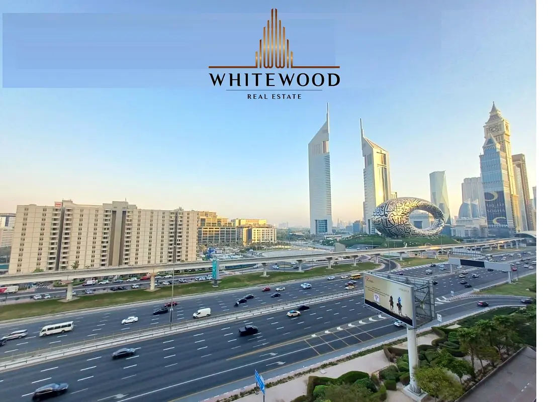 Apartment stunning view walking from metro close to all facilities