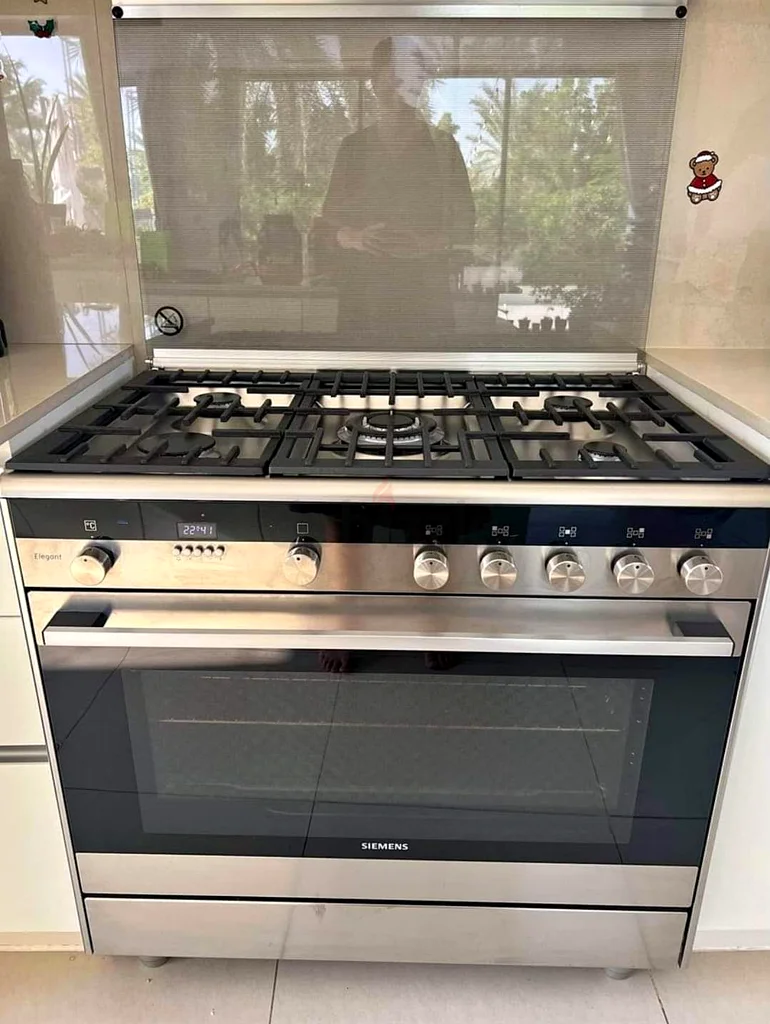 Siemens IQ700 Hob Gas Electric Oven 90cm