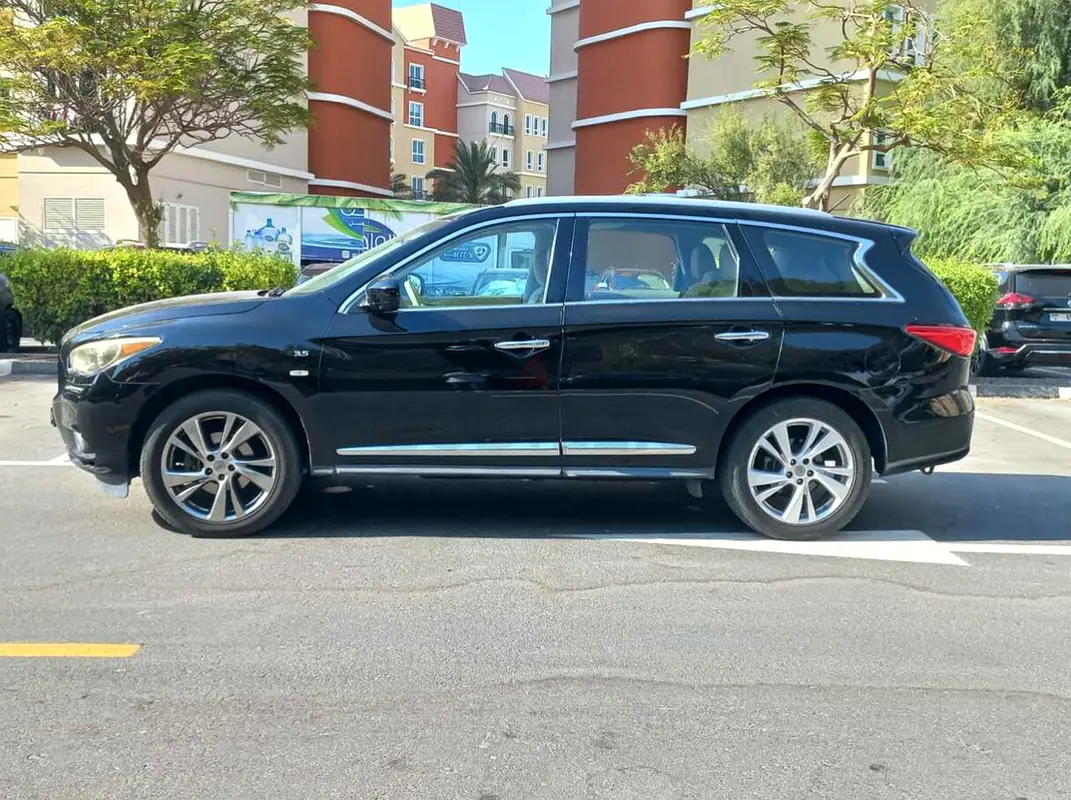 Infinity QX60 excellent condition, flood free, accidents free, original