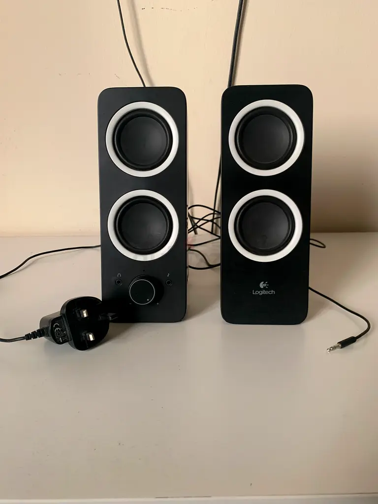 LOGITECH WIRED SPEAKER FOR SALE