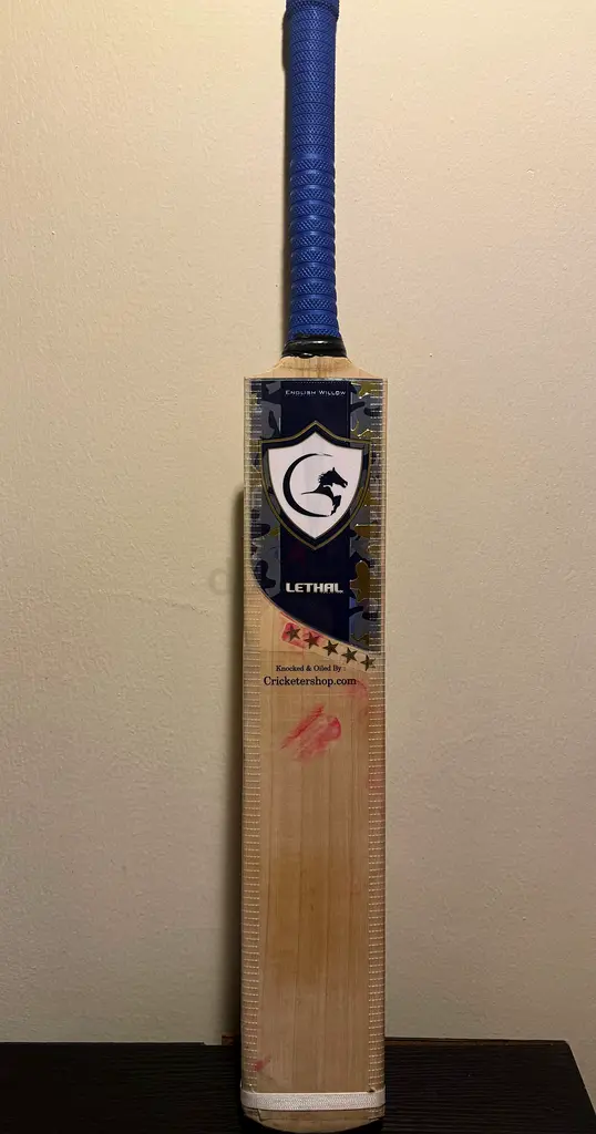 Grade 2 English willow bat for sale
