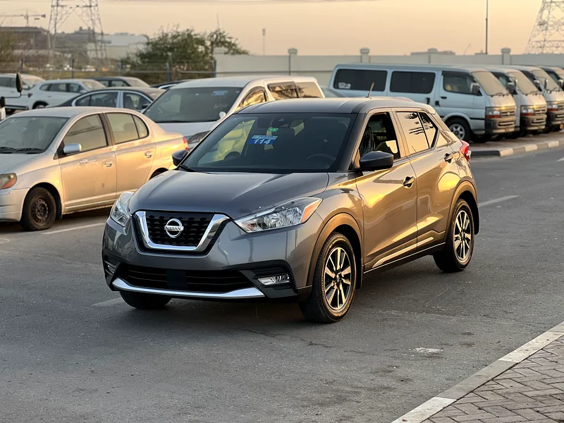 2020 Nissan kicks SV Plus 1.6 Ltr Super Clean Car63227775374850112