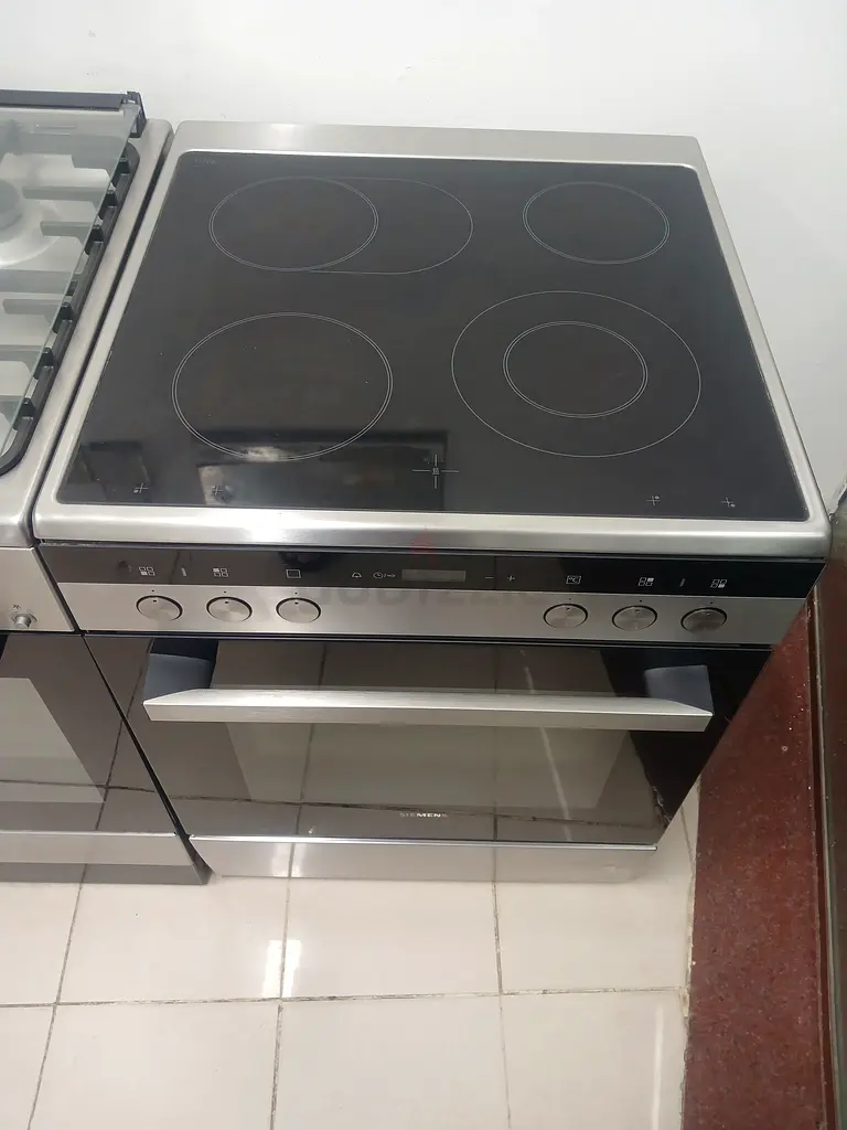 Siemens IQ300 Free Standing Electric Cooker, 60cm Cooker, Ceramic