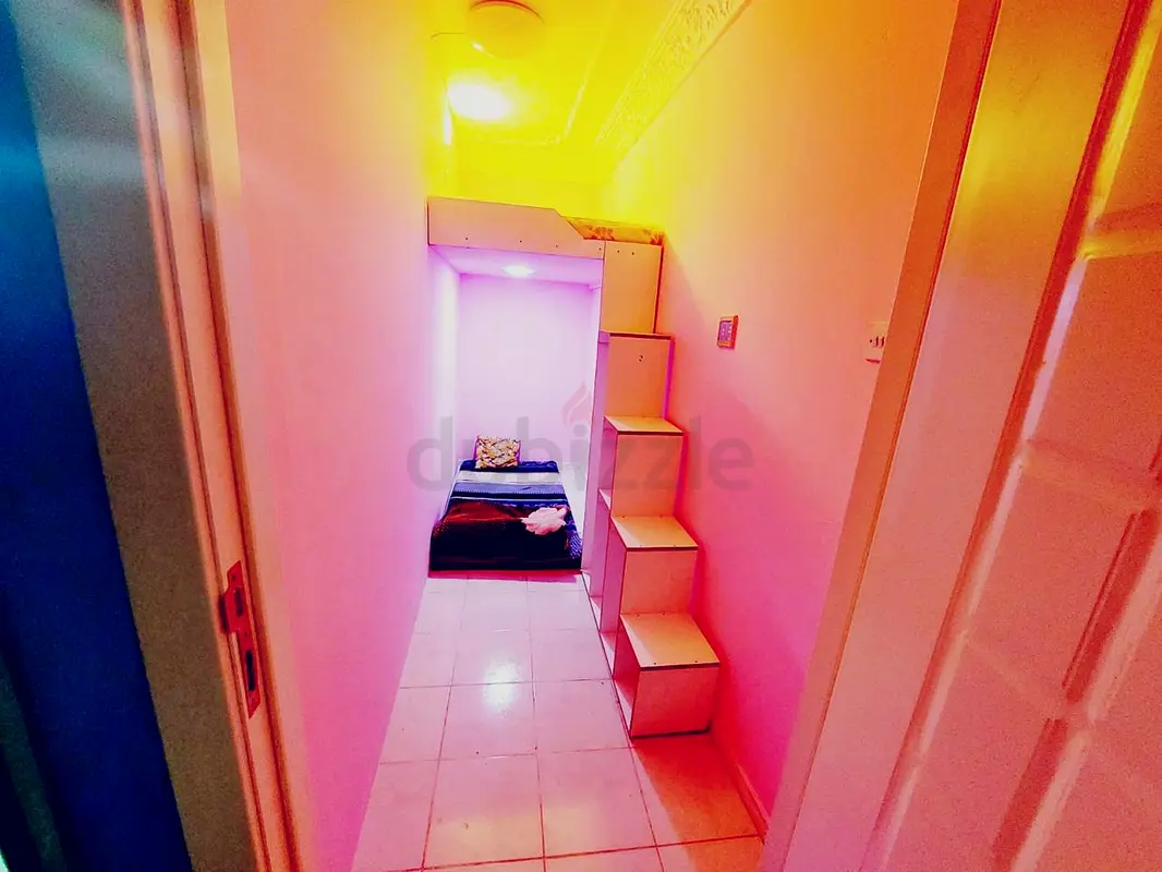 Apartment Partition availabile For Mothly Dubai