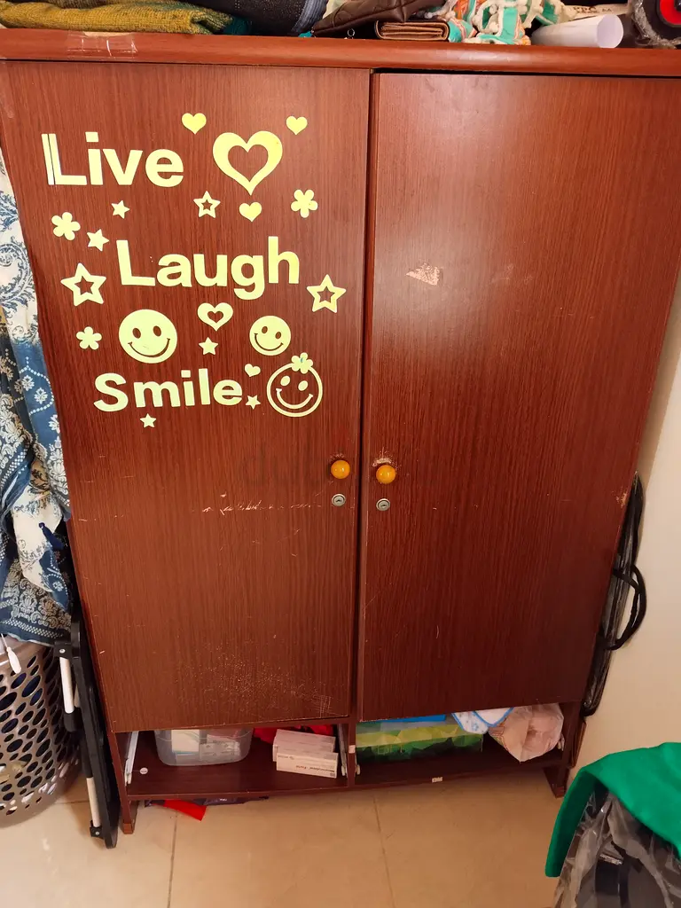 Urgent sale Wardrobe 50 aed only near safari mall muweliah