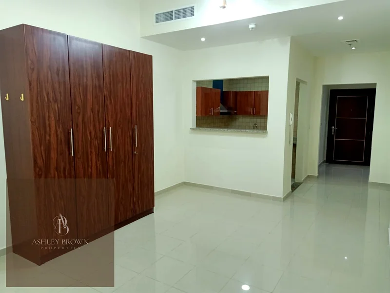 Apartment Ready to move 1 Bedroom for rent /Close to Souq Extra