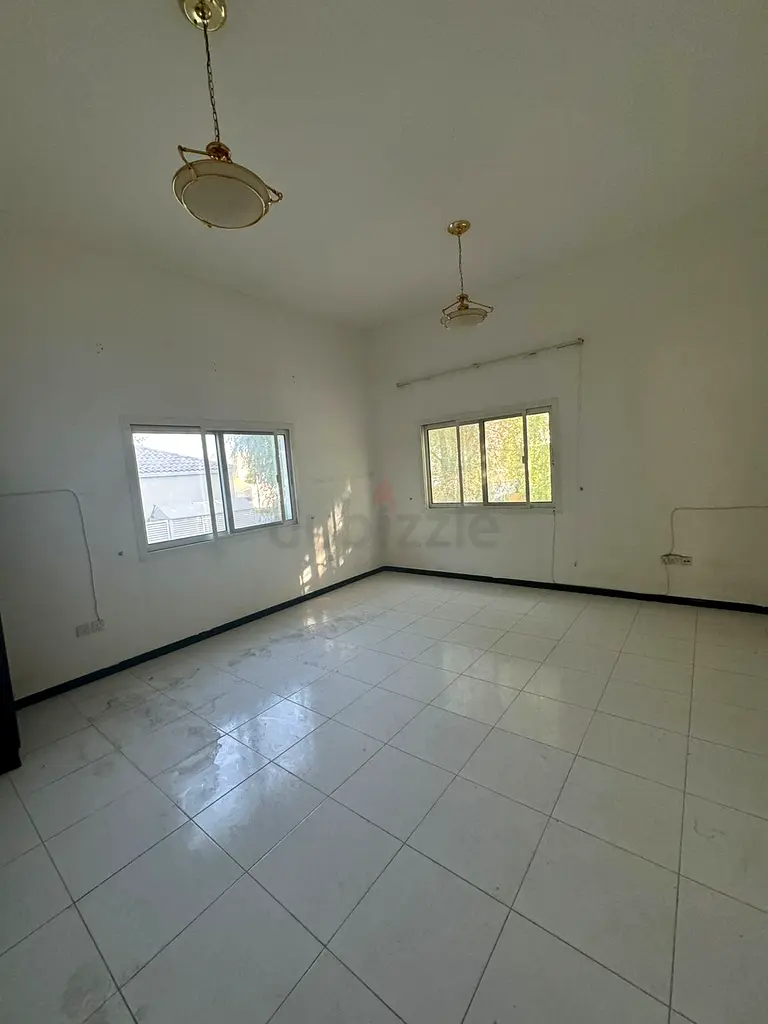 Villa Studio room available for rent in villa Dubai