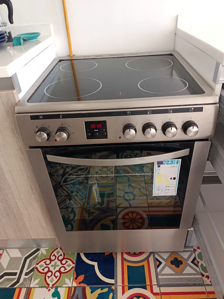 Hoover Latest Model 60cm Electric Ceramic Cooker Digital Clock timer