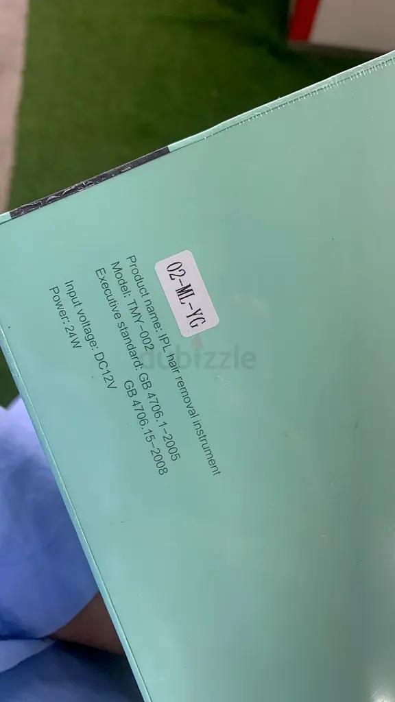 IPL hair removal device