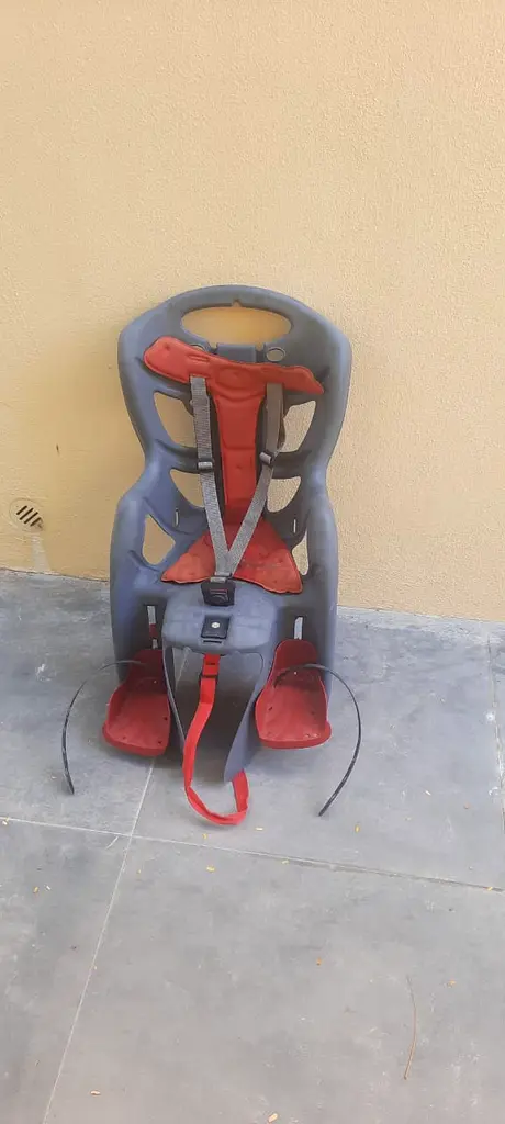 CHILD SAFETY SEAT FOR CYCLE