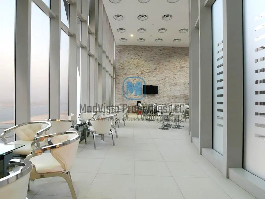 Penthouse LUXURIOUS PENTHOUSE FULLY FURNISHED PRIVATE JACUZZI