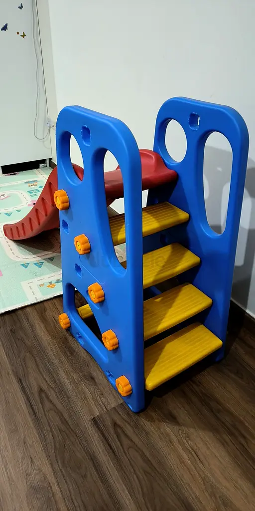 Baby slide